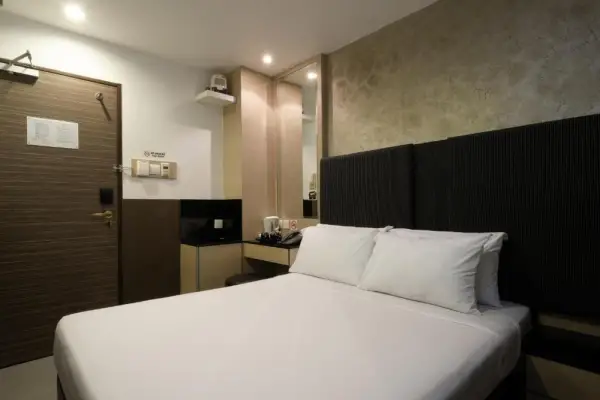 The Snooze Hotel at Bugis 10